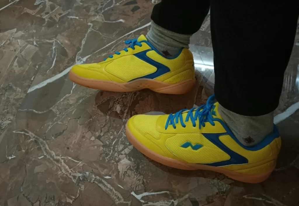 Nivia-Badminton-shoes-Yellow-Blue-colour